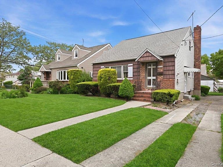 Listing photo 3