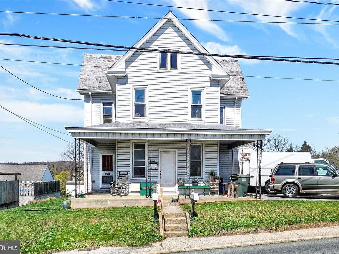 Primary listing photo