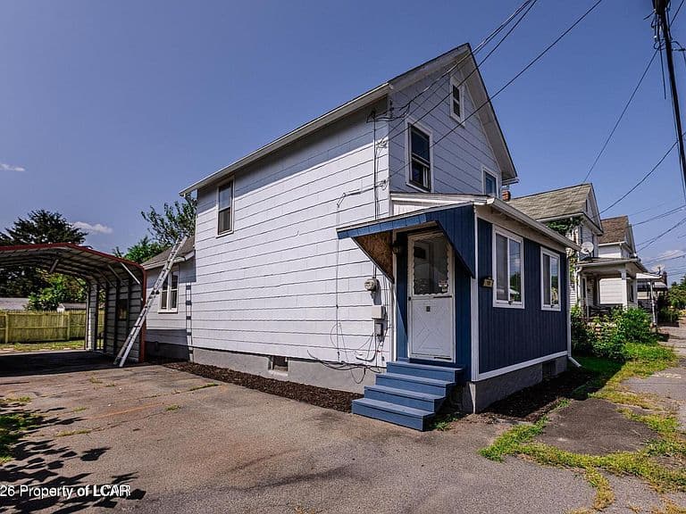 Listing photo 4