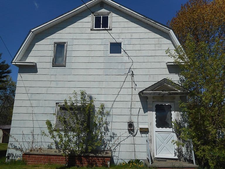 Listing photo