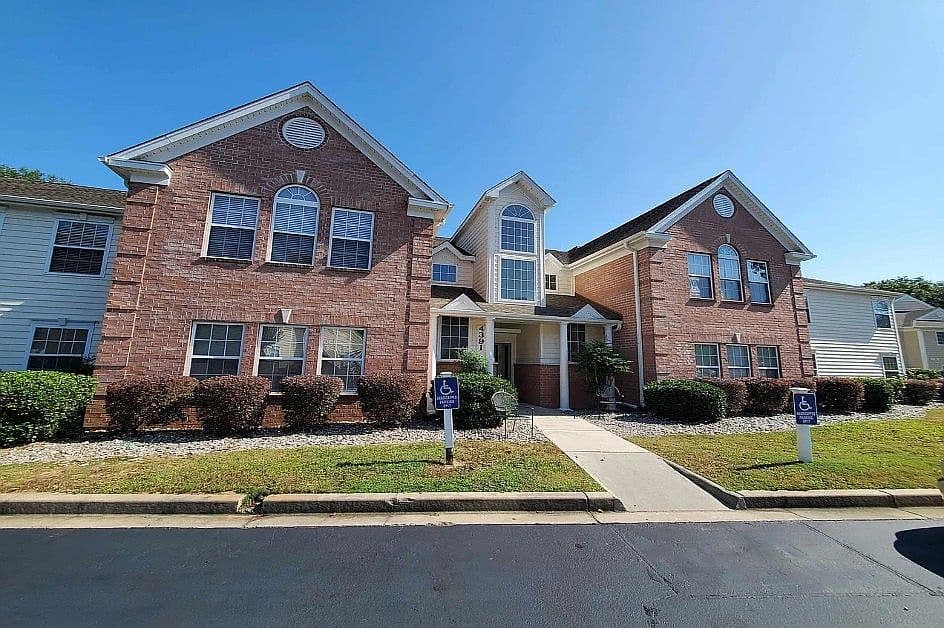 Primary listing photo