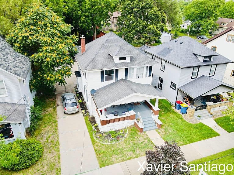 Listing photo 4