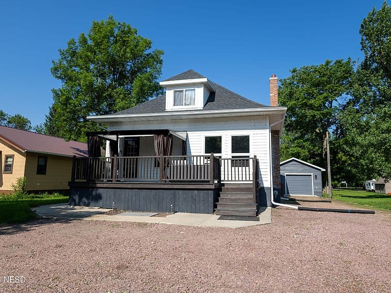 Listing photo