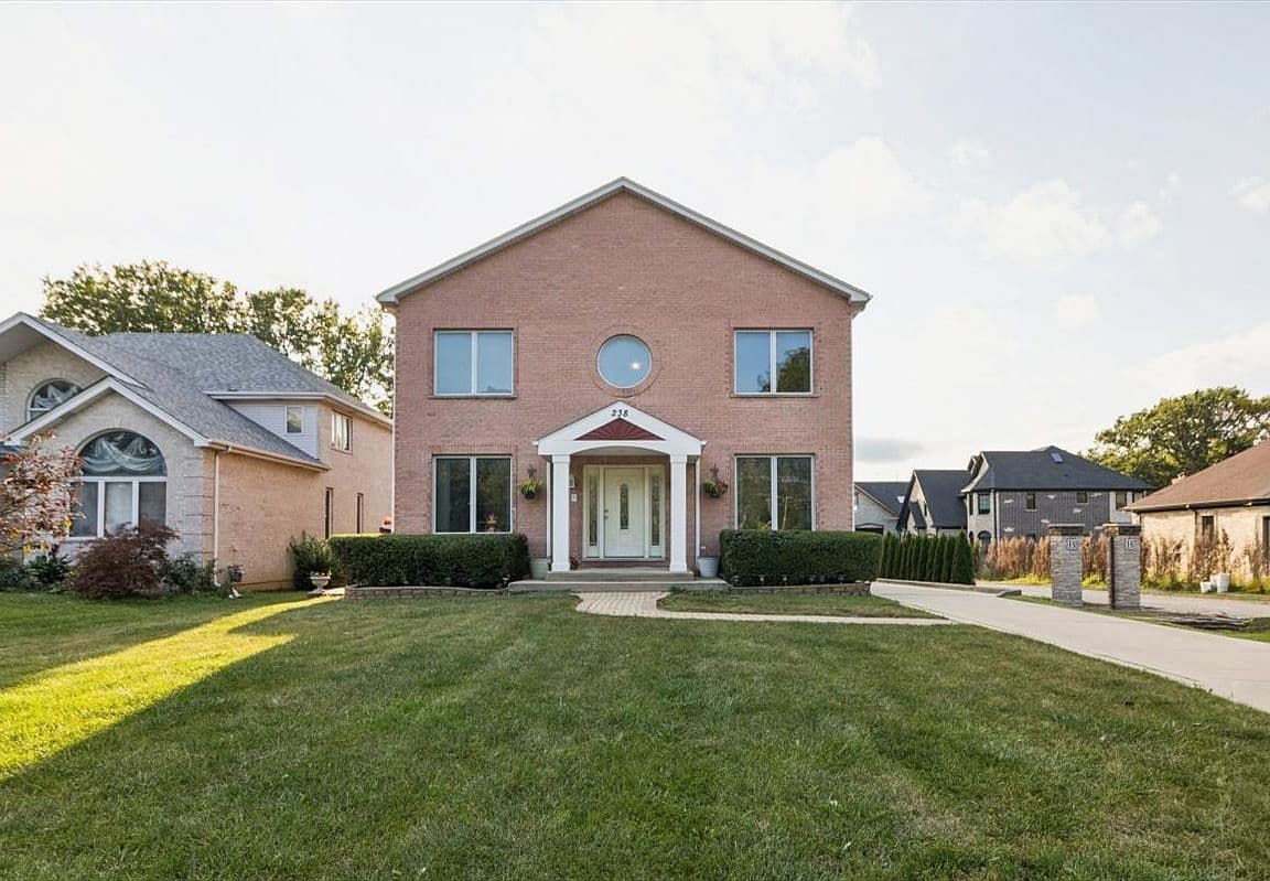Primary listing photo