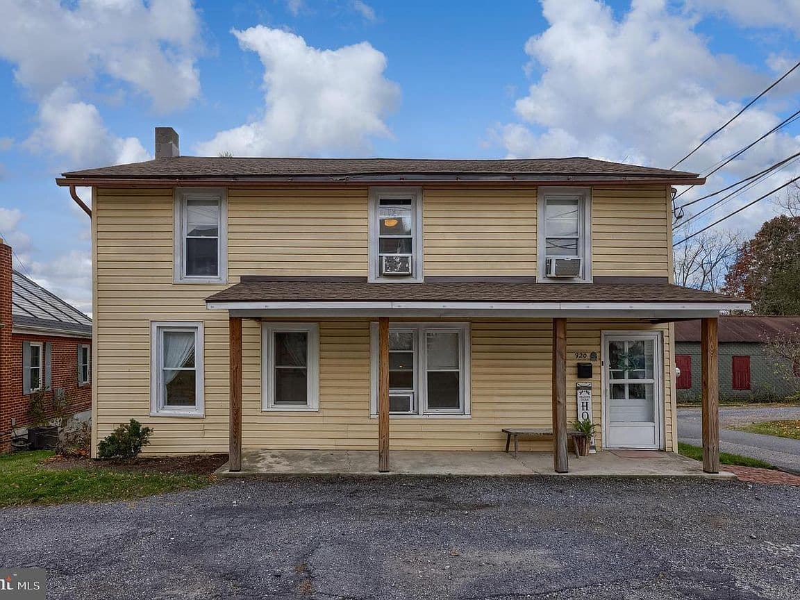 Primary listing photo
