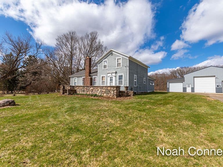 Listing photo
