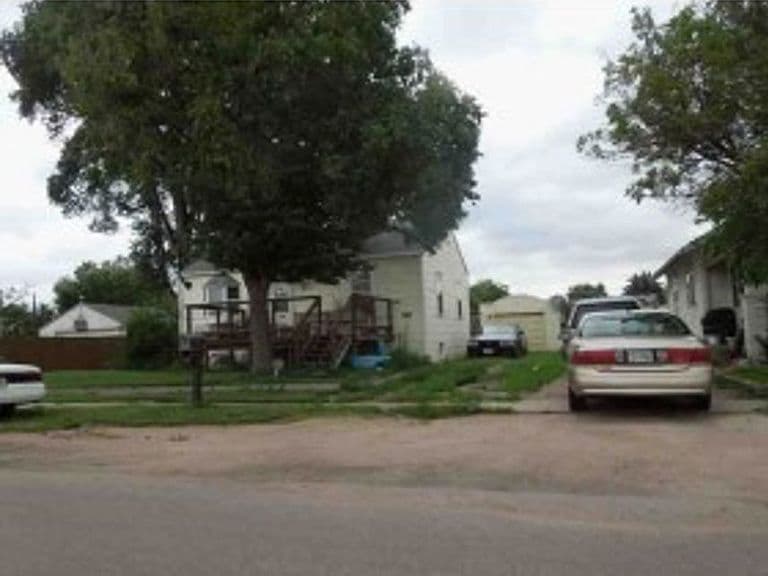 Listing photo 2