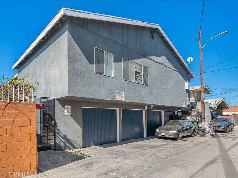Listing photo 5