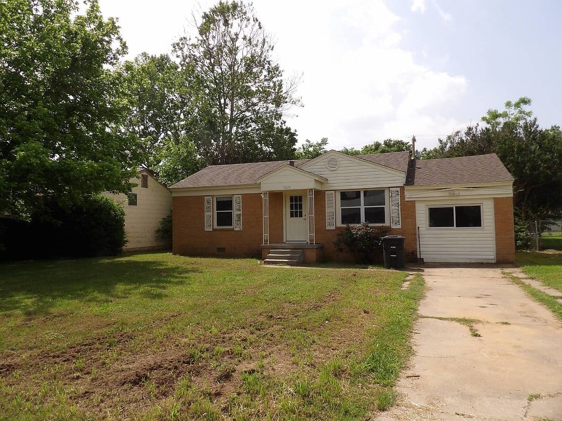 Primary listing photo