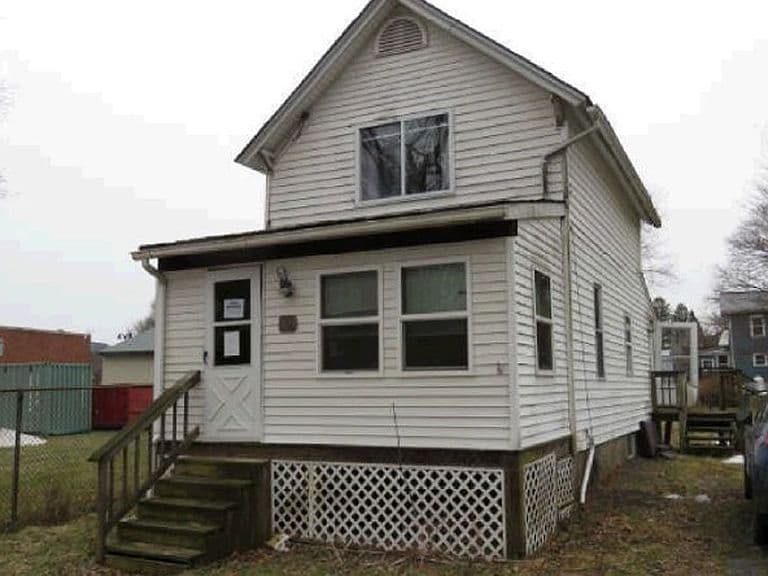 Listing photo