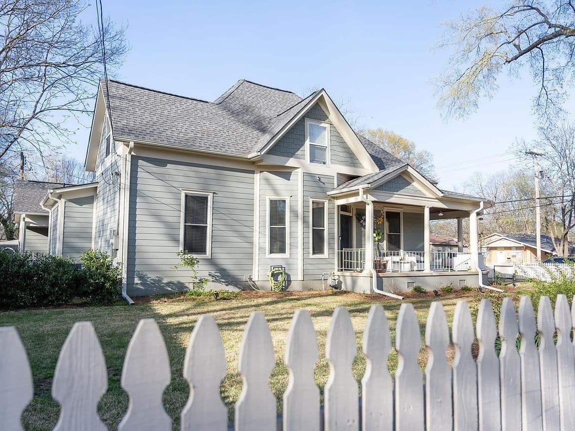 Primary listing photo