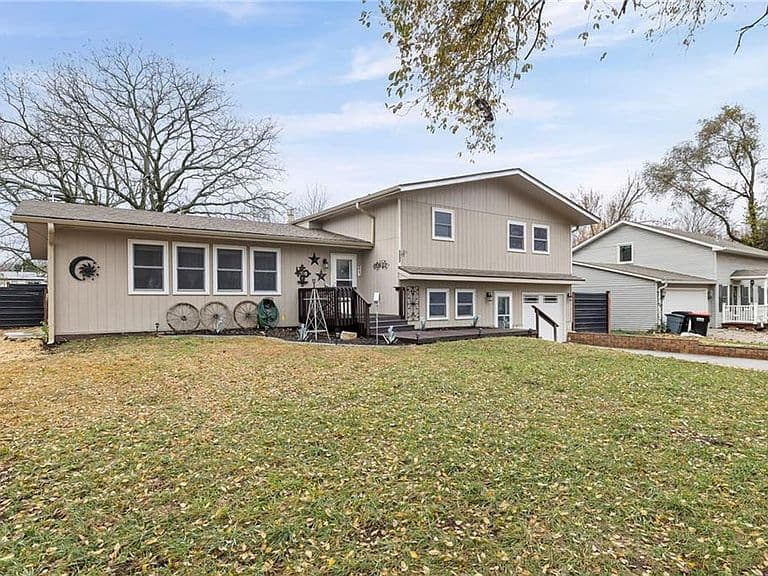Listing photo 4