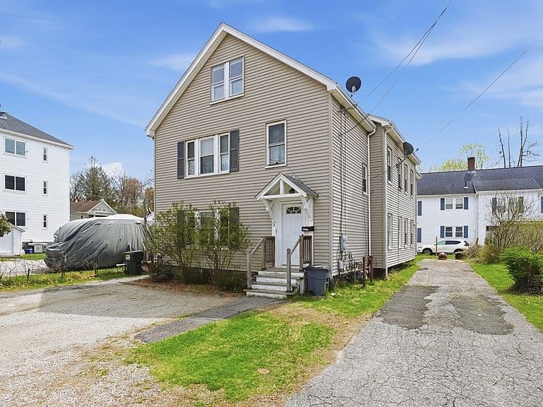 Listing photo 2