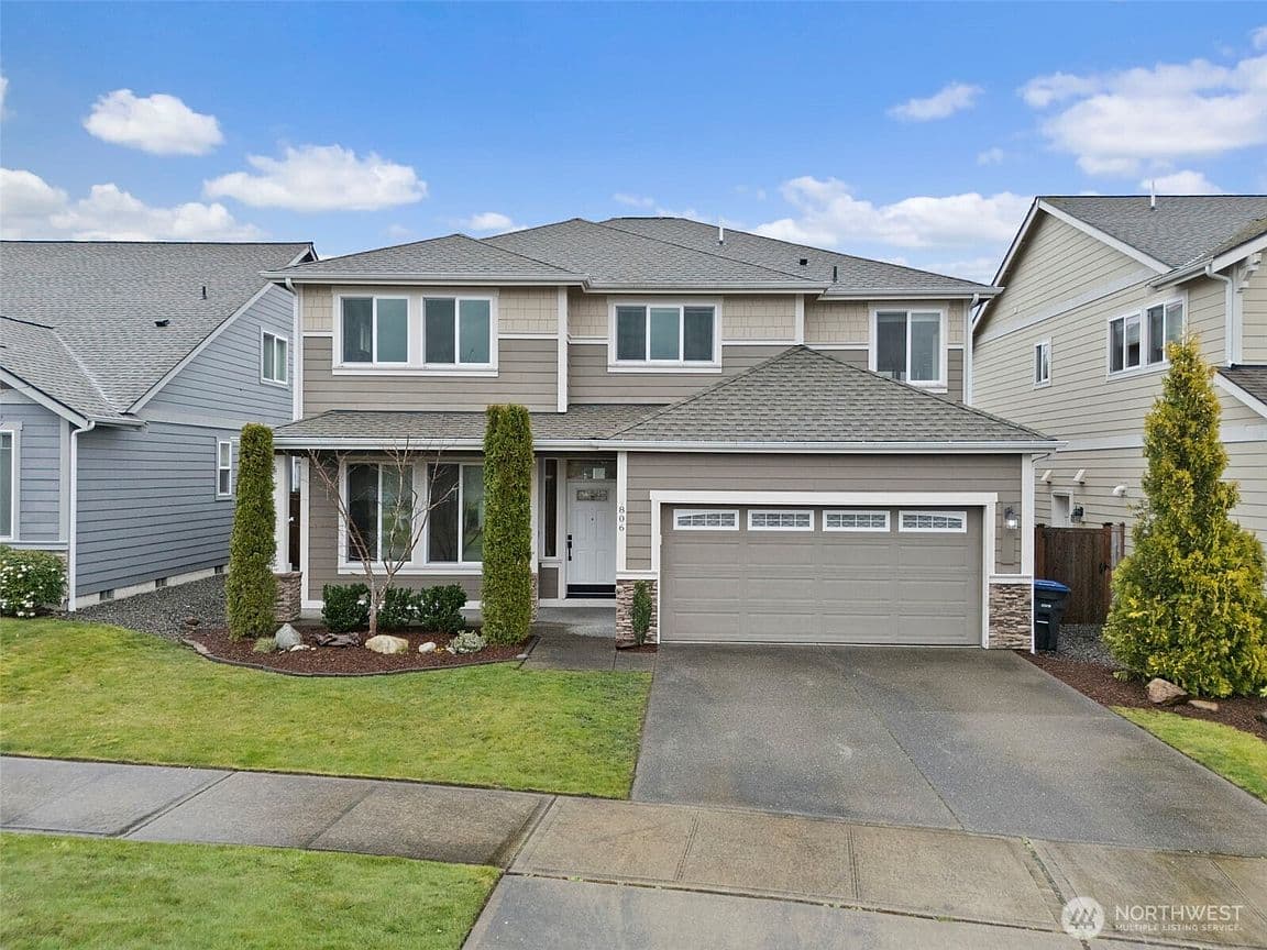 Primary listing photo
