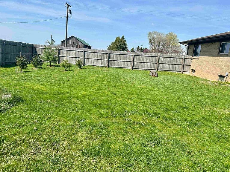 Listing photo 5