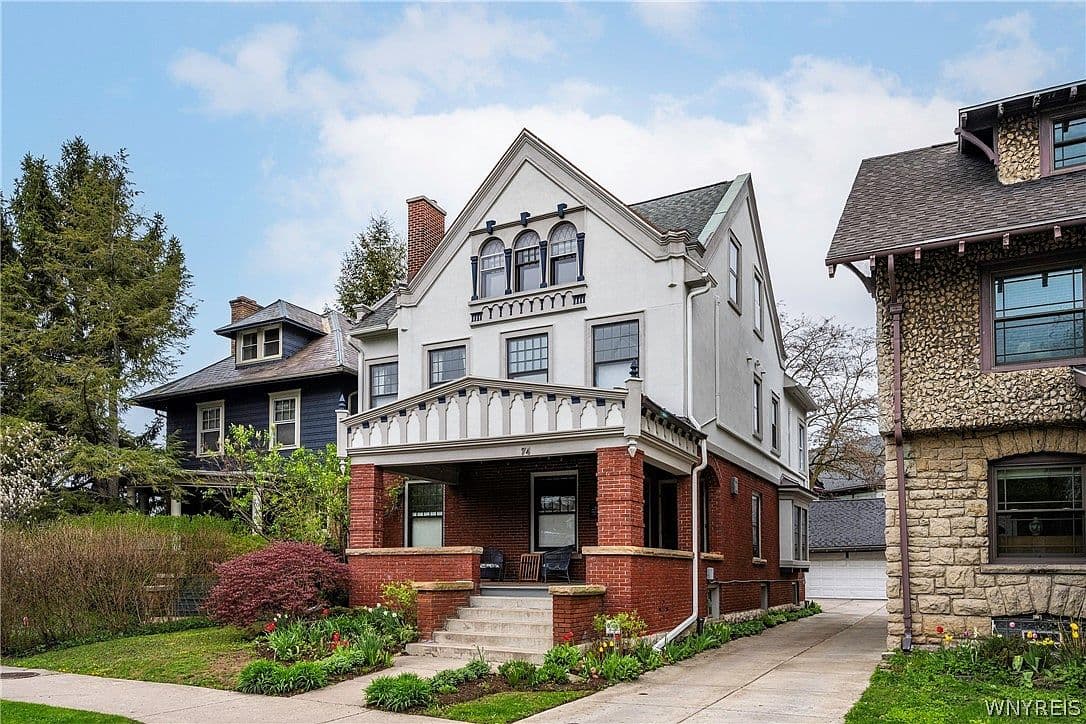 Primary listing photo