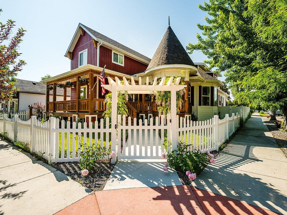 Primary listing photo
