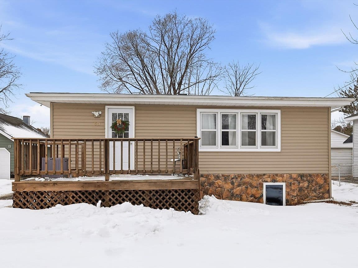 Primary listing photo