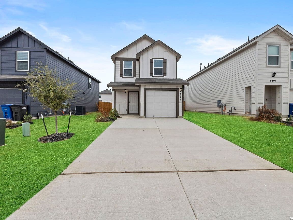 Primary listing photo