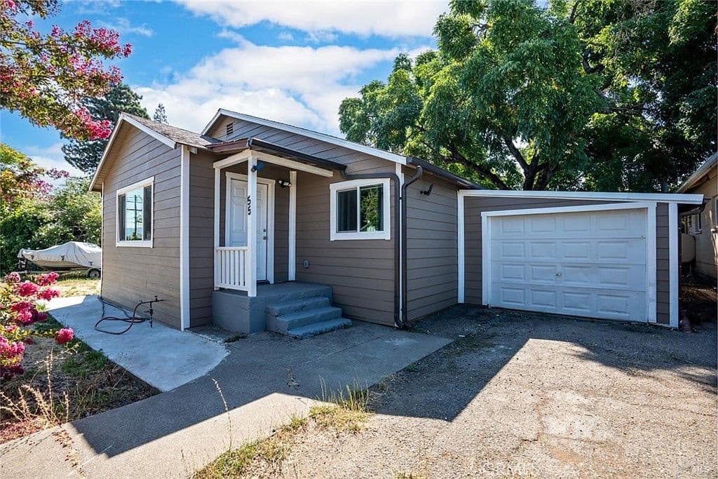Primary listing photo