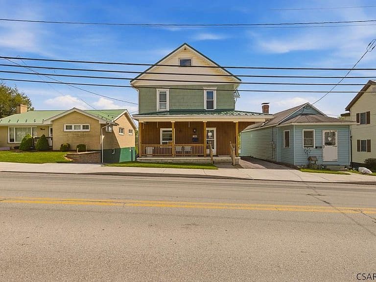 Listing photo 3