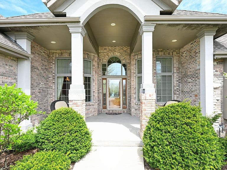 Listing photo 4