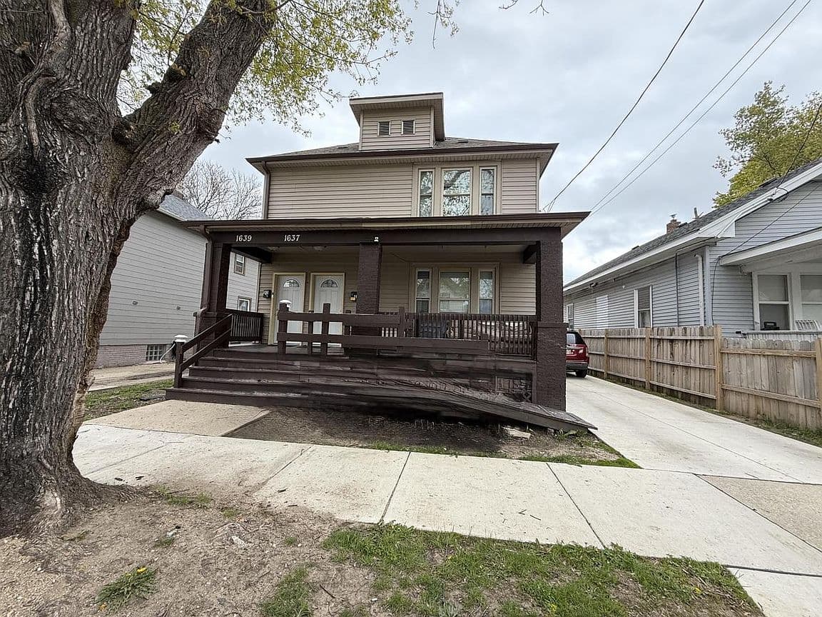 Primary listing photo