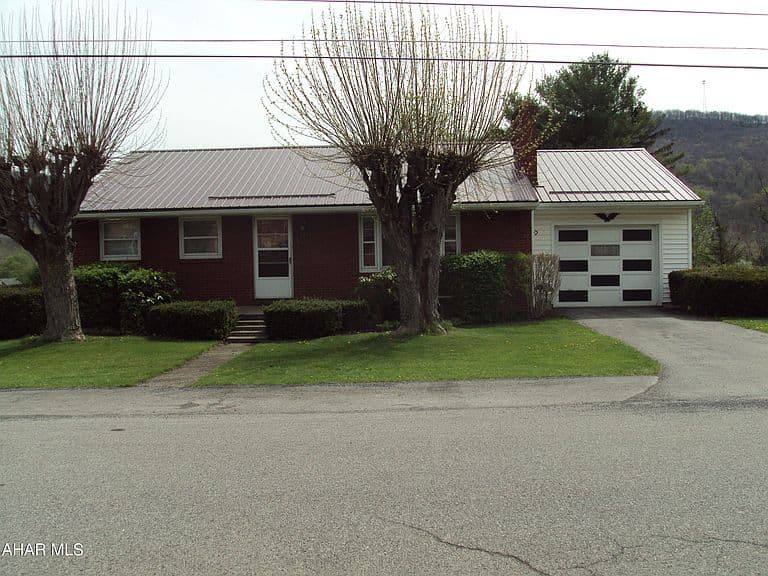 Listing photo
