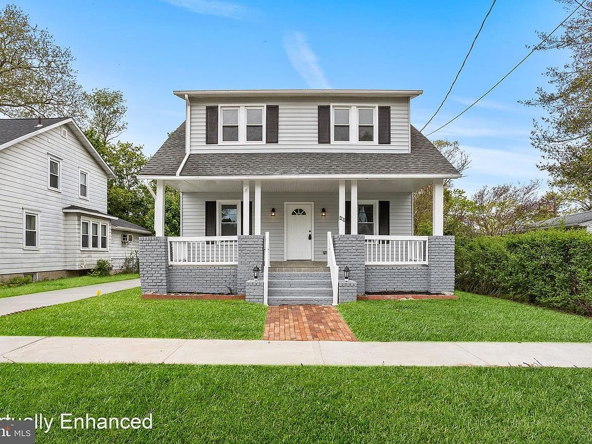 Primary listing photo