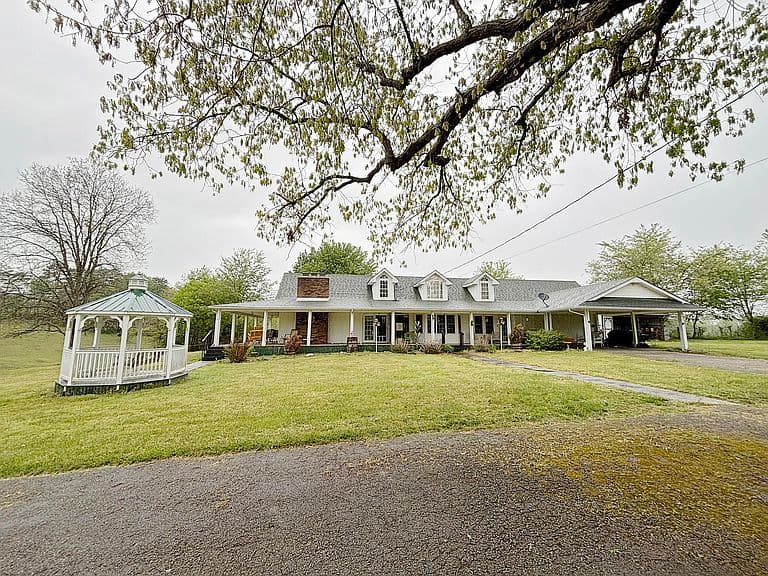 Listing photo