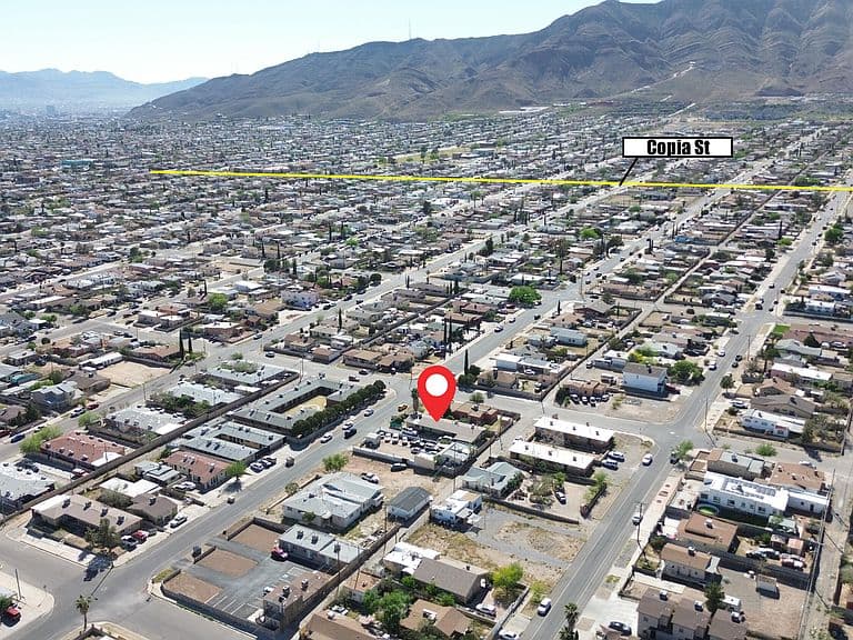 Listing photo 4