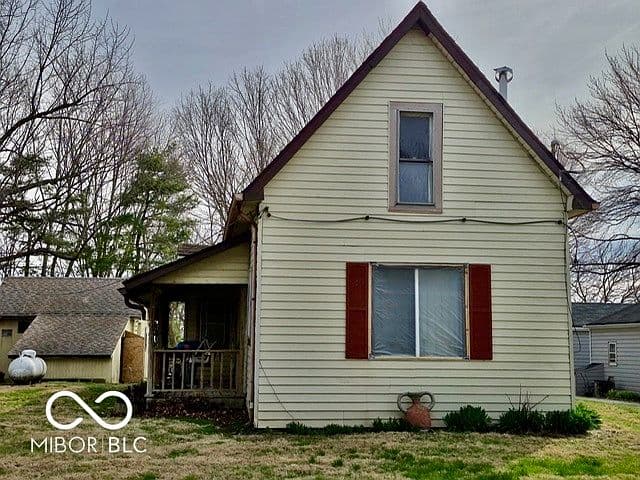 Listing photo 3