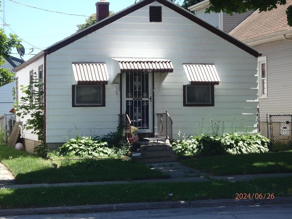 Primary listing photo