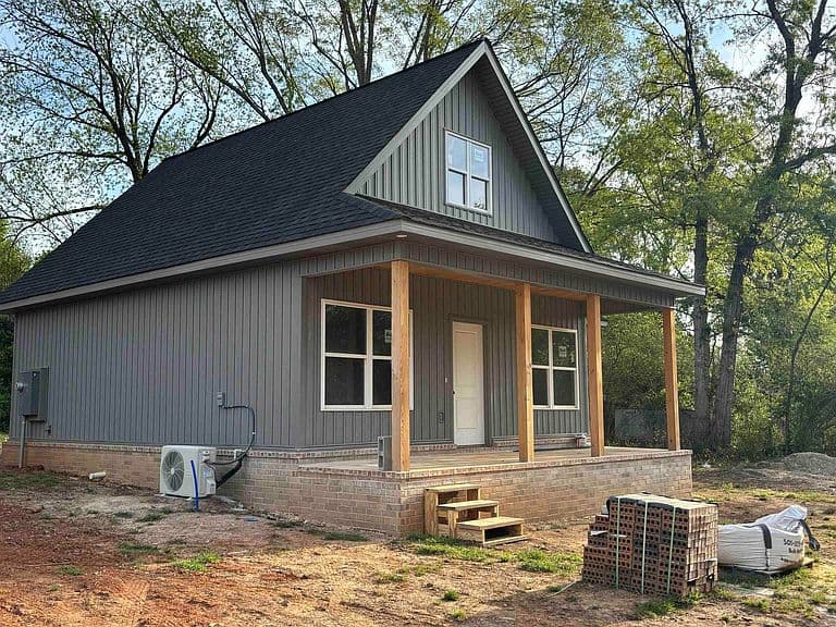Listing photo 2