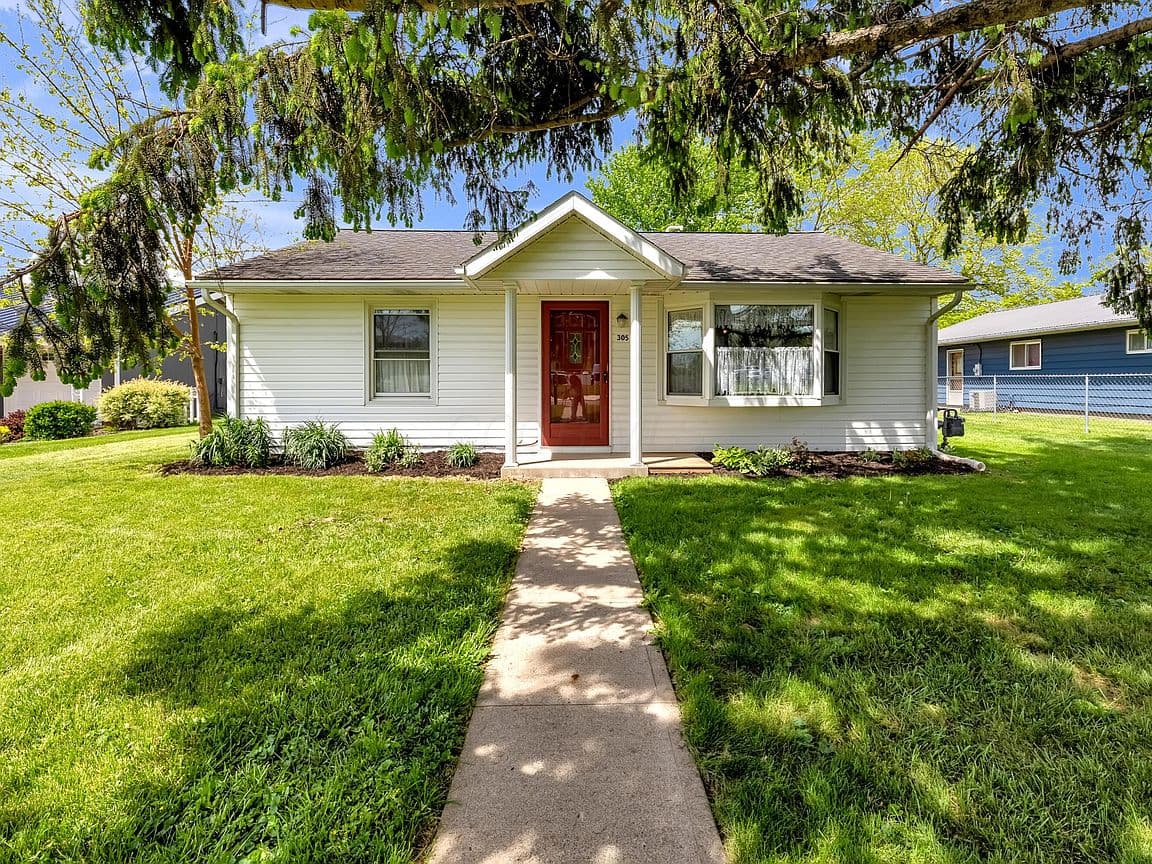 Primary listing photo