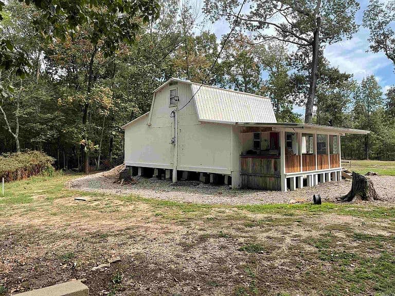 Listing photo 3