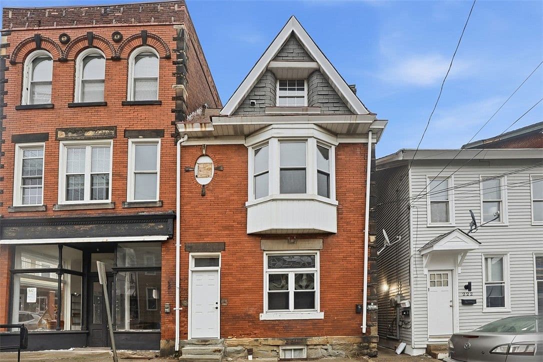 Primary listing photo