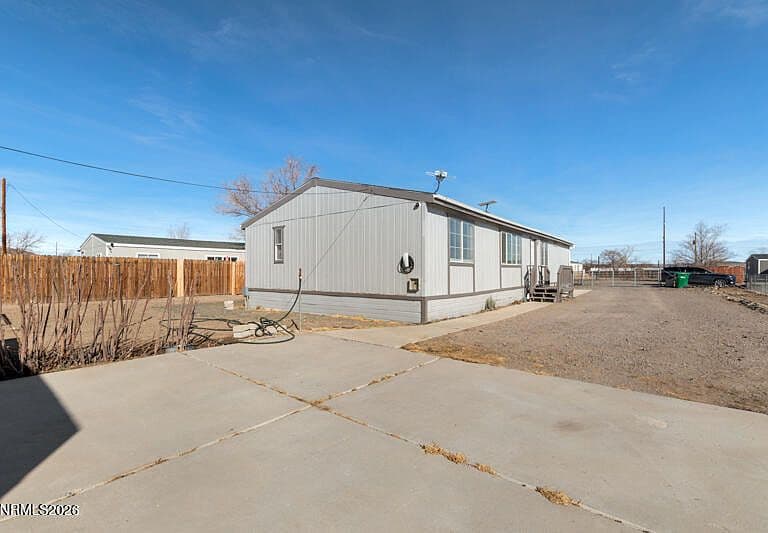 Listing photo 4