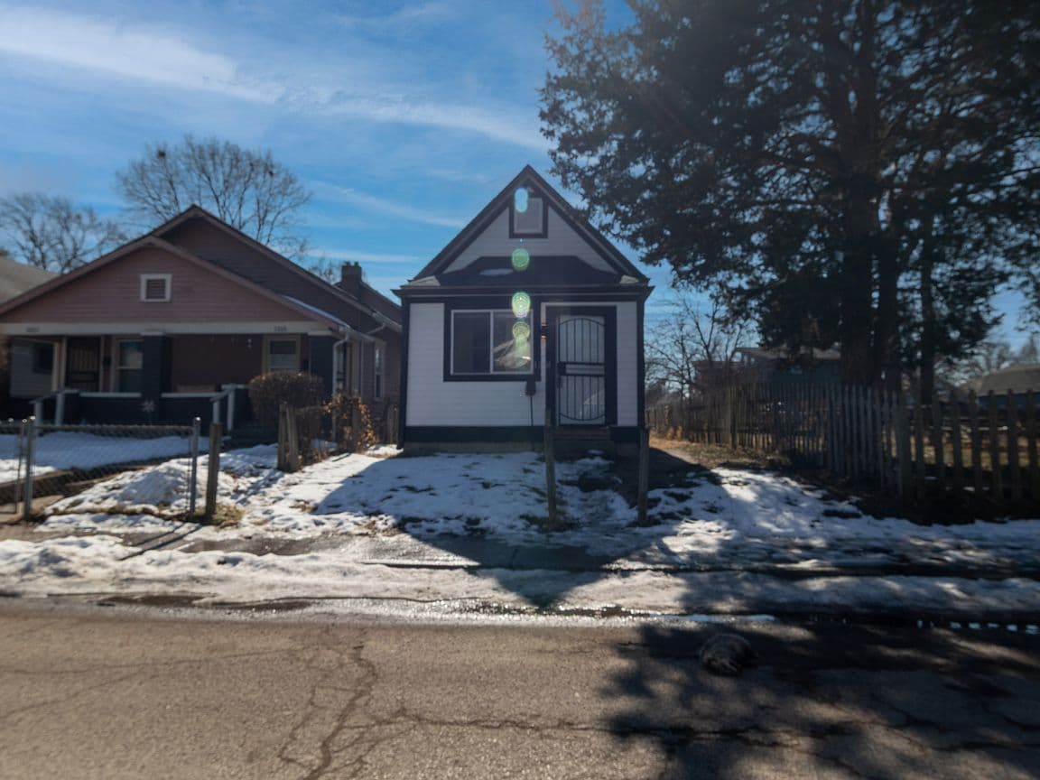 Primary listing photo
