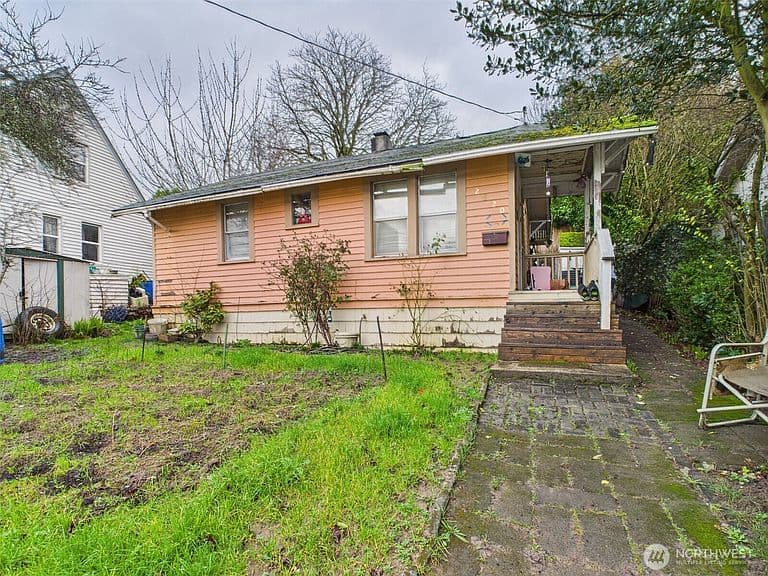 Listing photo 5