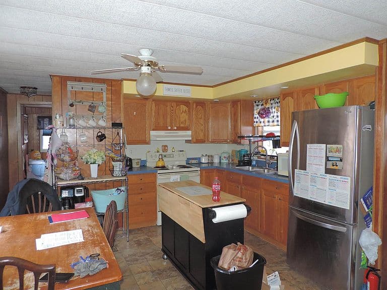 Listing photo 5
