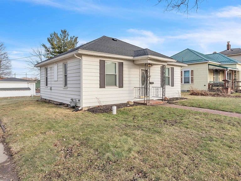 Listing photo 4