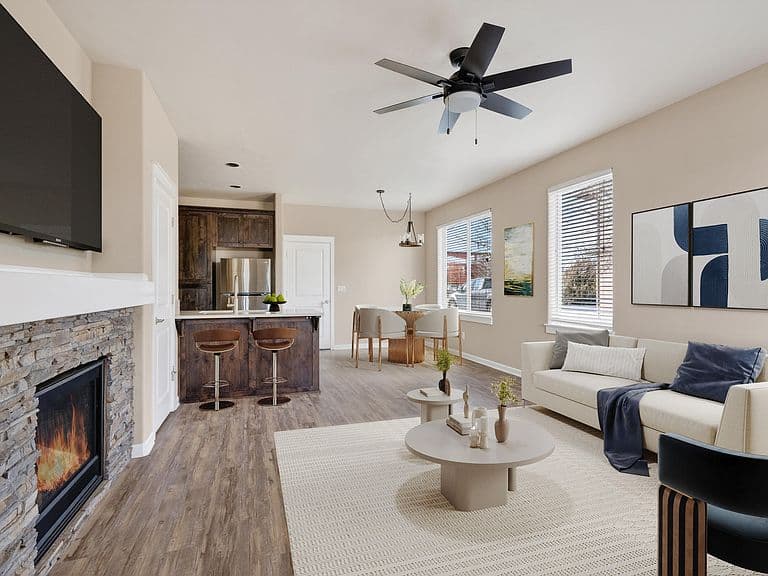 Listing photo 4