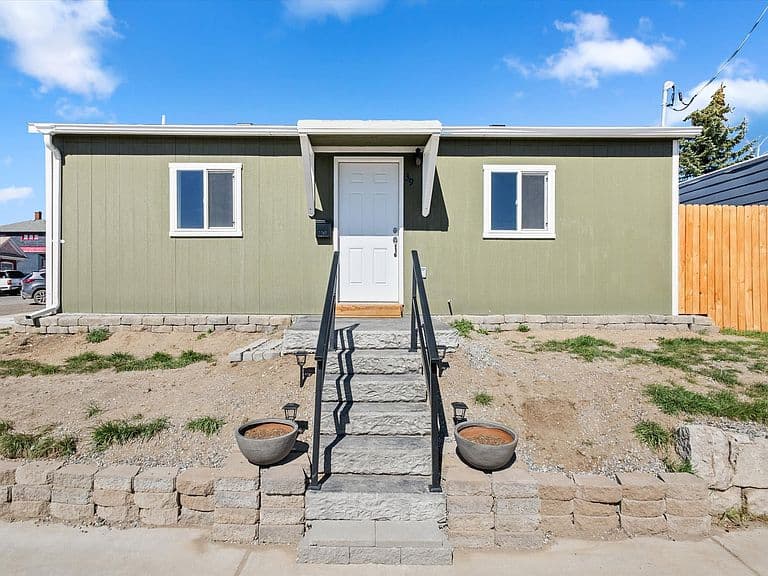 Listing photo