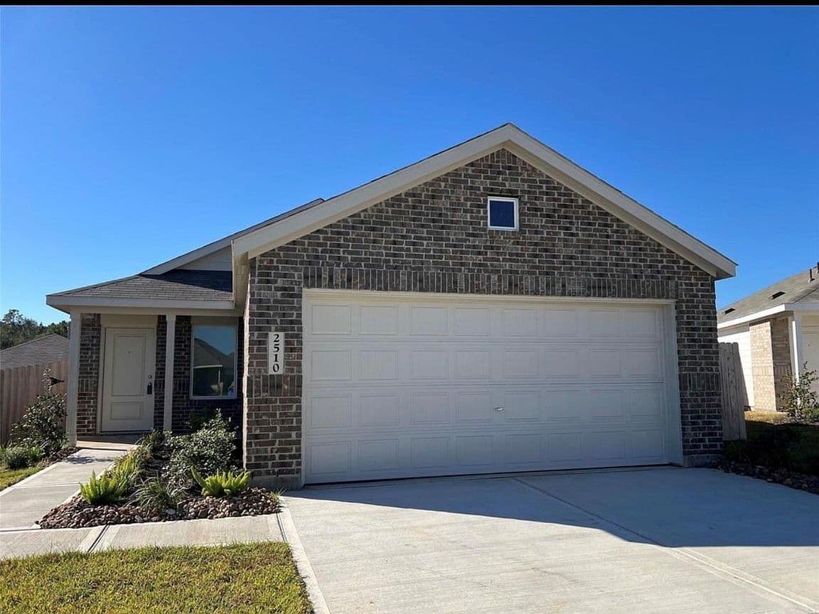 Primary listing photo