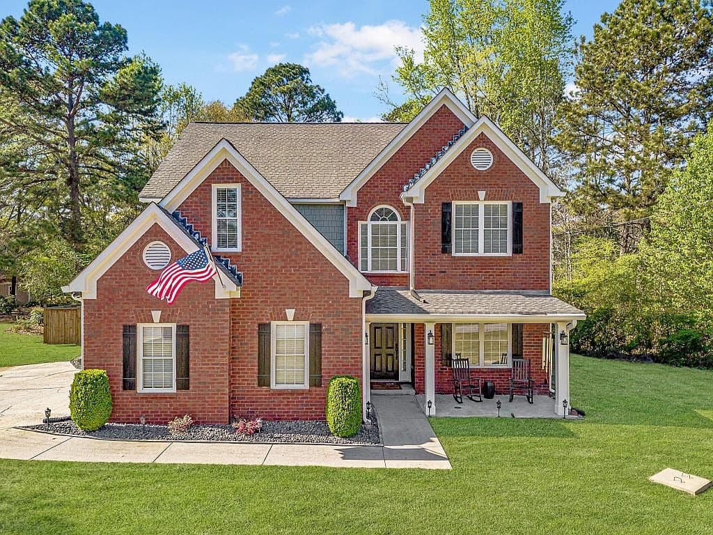 Primary listing photo