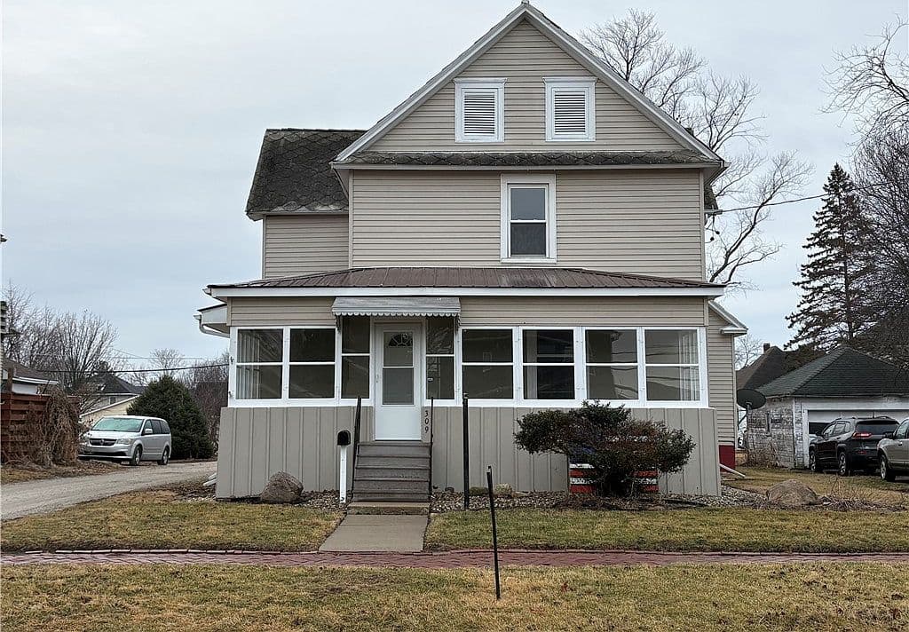 Primary listing photo
