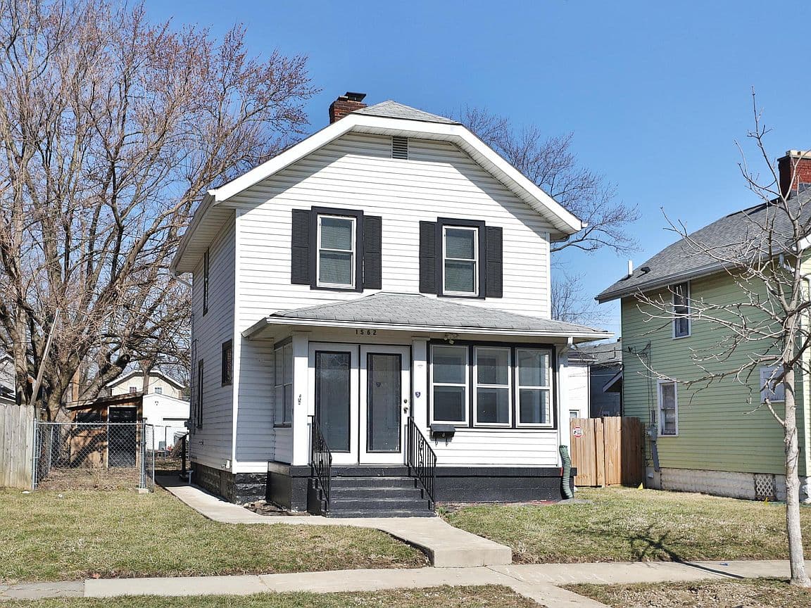 Primary listing photo
