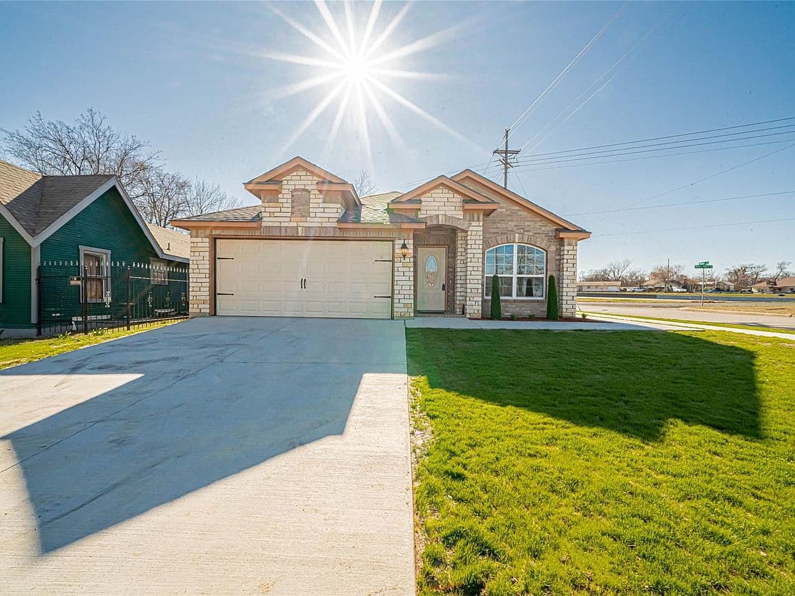 Primary listing photo