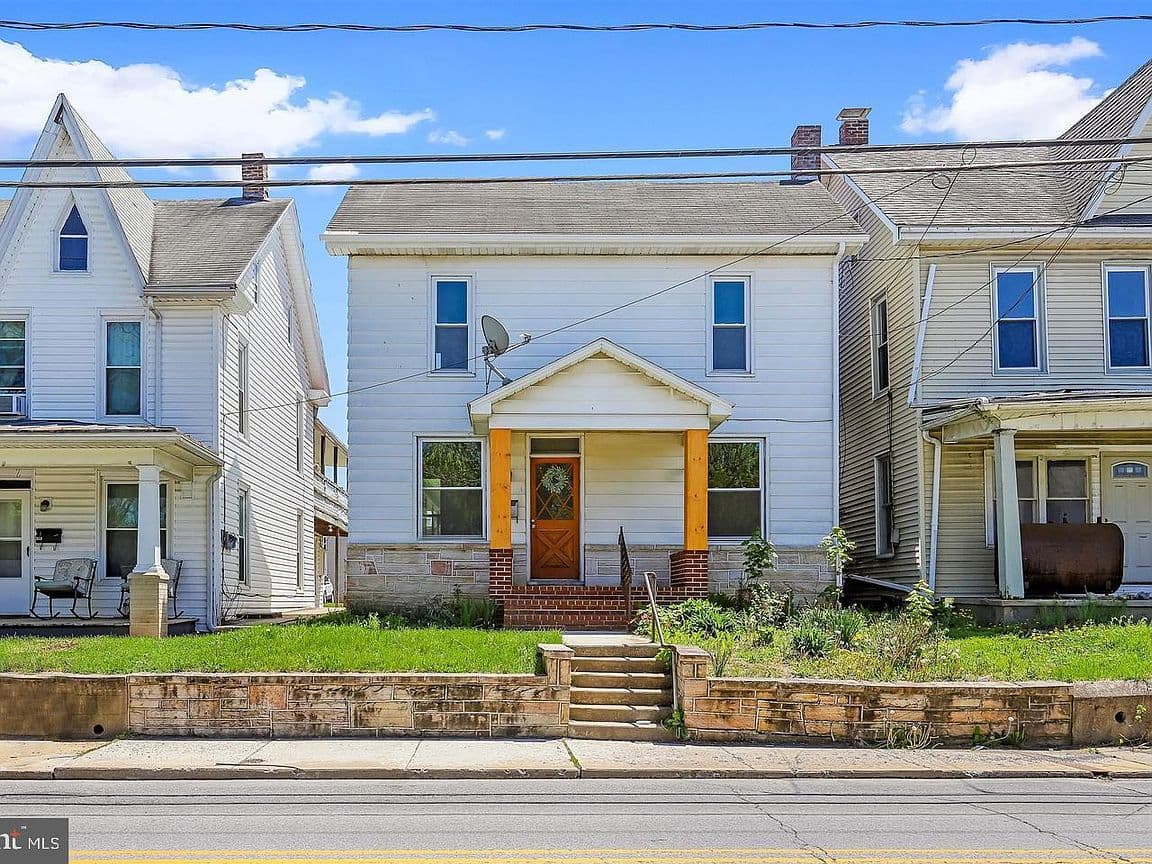 Primary listing photo